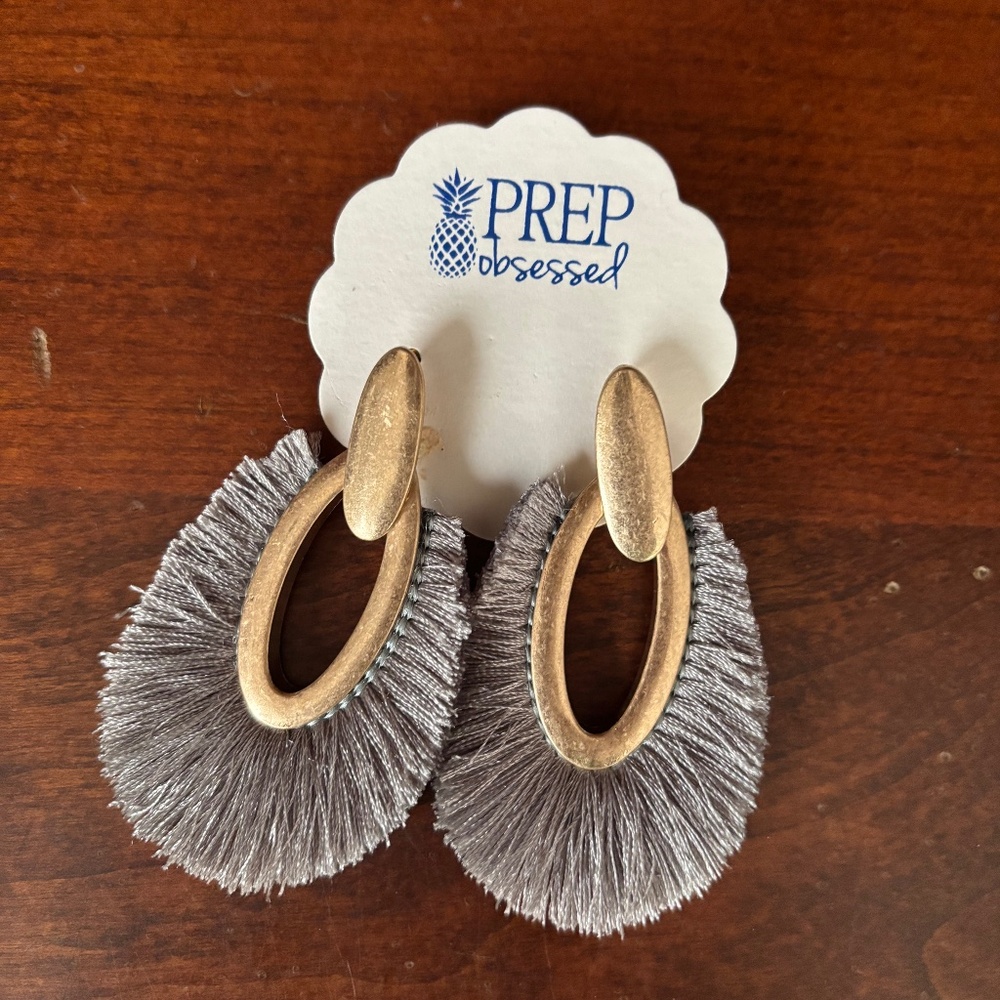 NEW Prep Obsessed tear drop EARRINGS GRAY/GOLD
